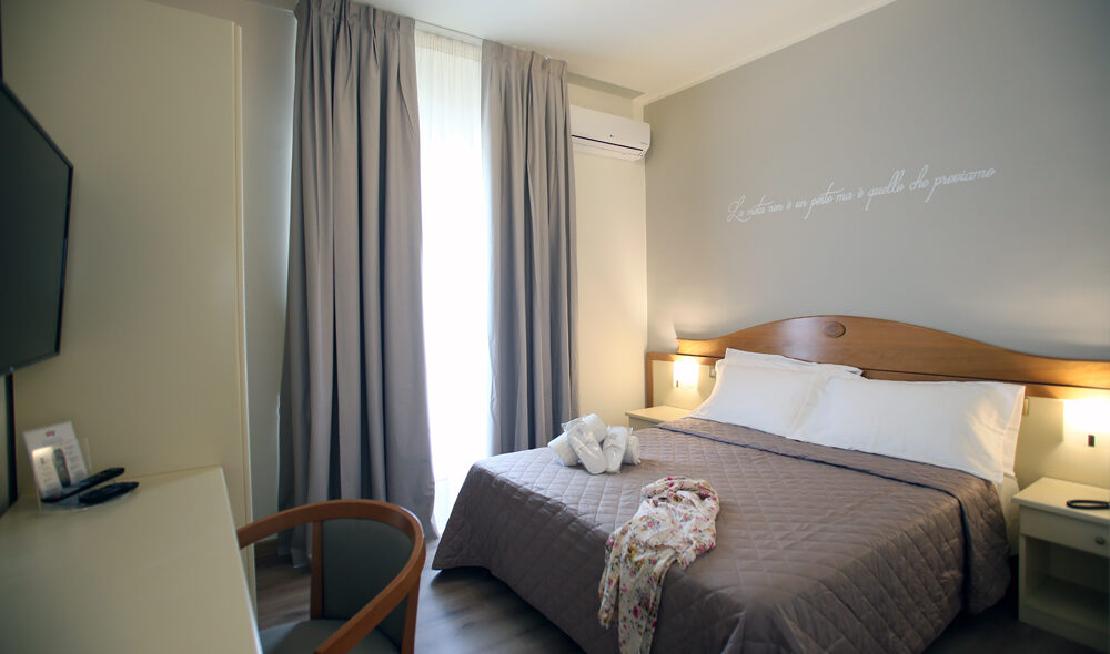 Matrimoniale Classic Letto