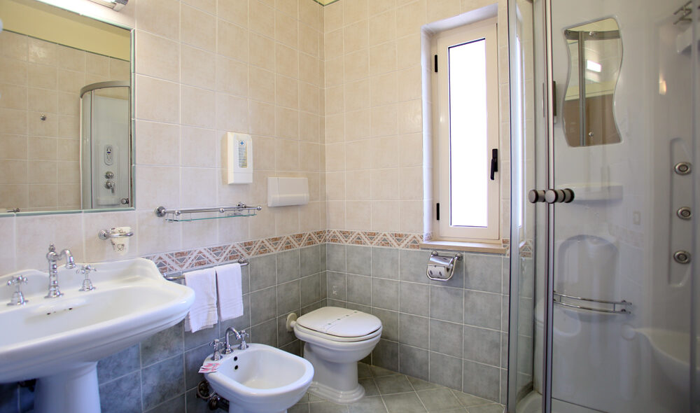 Suite con Patio Bagno